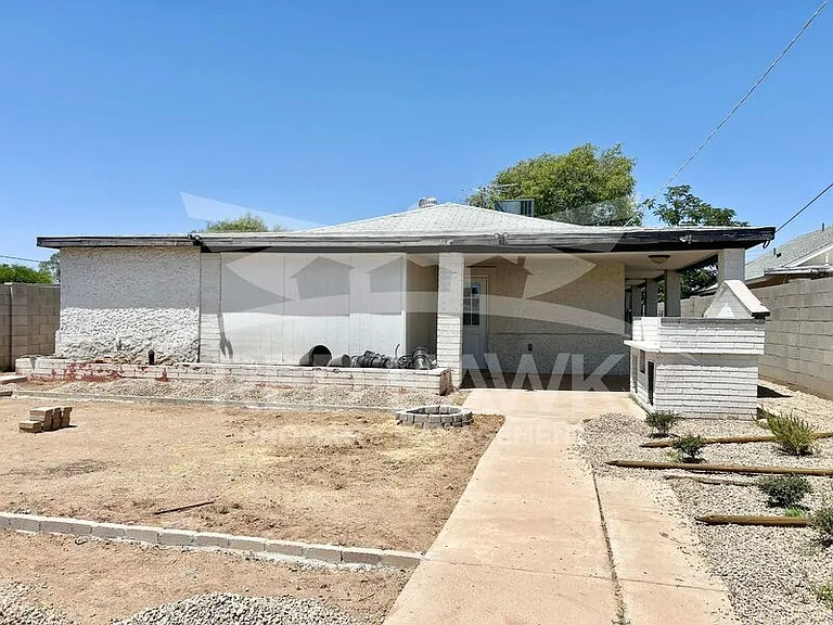 281 S California St — Photo 29