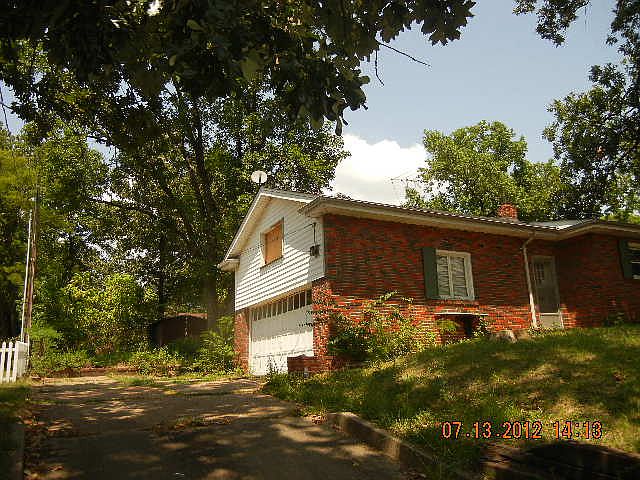 2nd image of 11801 Big Bend Blvd