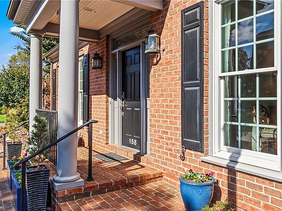 2nd image of 158 Westhaven Cir