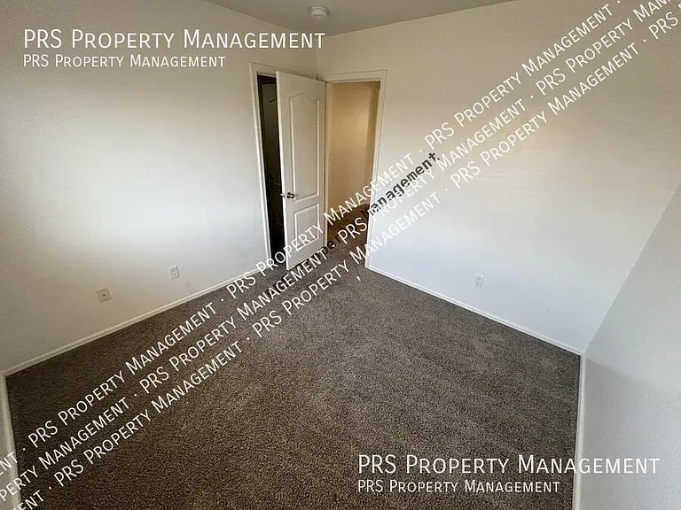 45563 W Starlight Dr — Photo 36