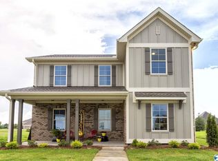 26 Silky Oak Cir, Huntsville, AL 35824