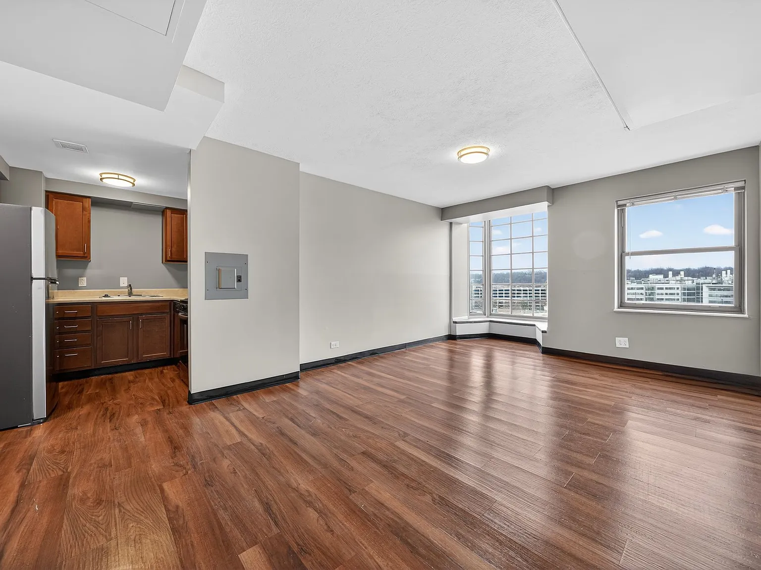 Commodore Place — Photo 4