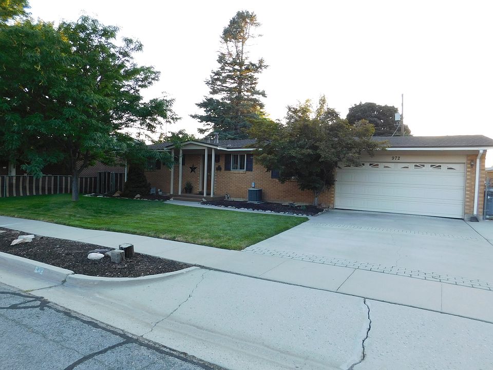 1st image of 972 Wildwood Dr