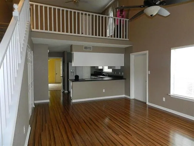 3404 Daylily Ln — Photo 11