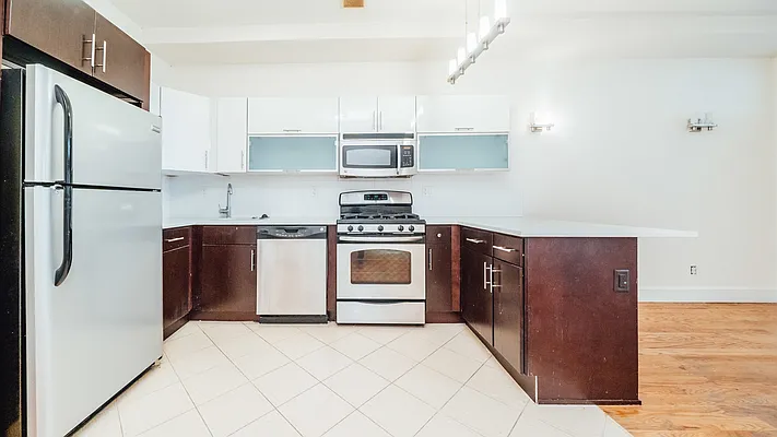 Rented by Terra Magia Inc | media 16