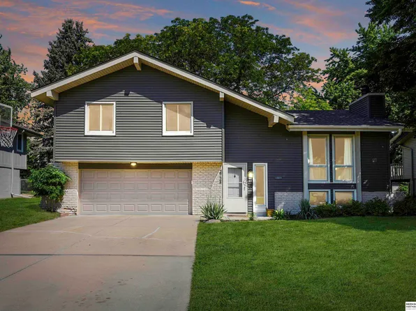 12724 Erskine St, Omaha, NE 68164