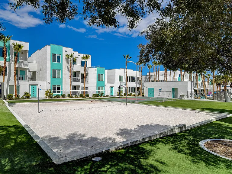 South Beach by Logan — Photo 20