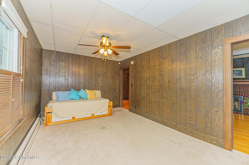 5th image of 1058 Washington Avenue