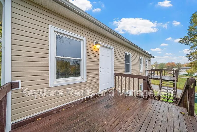 1 bed, 1.0 bath, 600 sqft, $500 — Photo 2