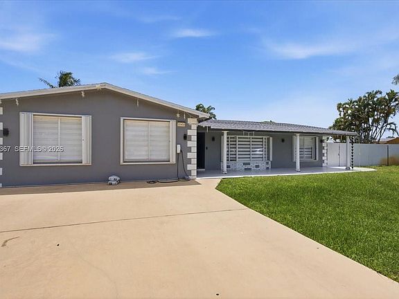 4th image of 10450 NW 19th St