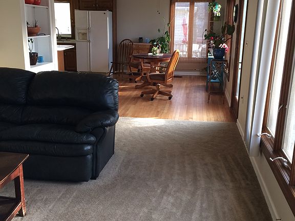 3rd image of 68 Beach Dr