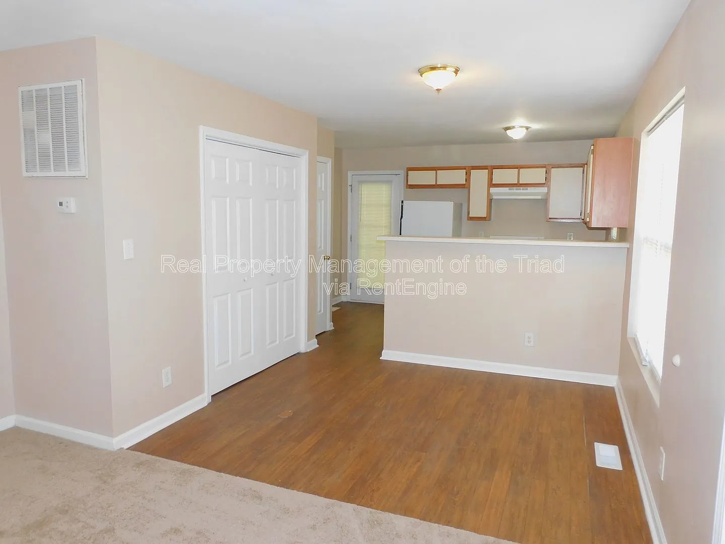 4 bed, 2.0 bath, 1192 sqft, $1,550 — Photo 4
