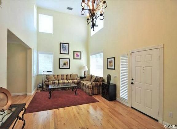 3rd image of 25300 Heather Vale St