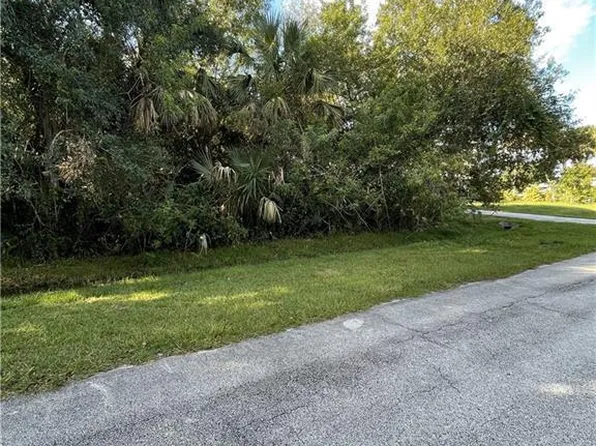 7503 Fort Walton Avenue, Fort Pierce, FL 34951