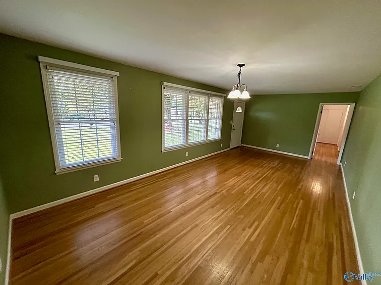 5623 Alta Dena St SW — Photo 2