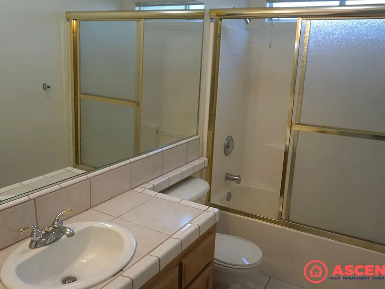 11805 Wethersfield St — Photo 18