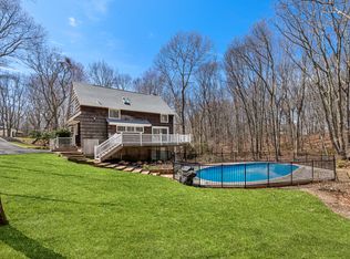 2 Dory Ln, Southampton, NY 11968