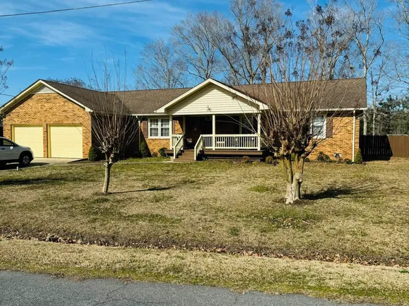 10 Tanglewood Drive, Elizabeth City, NC 27909