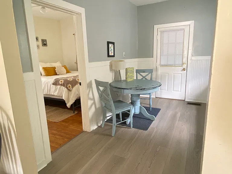 172 E Francis Ave — Photo 5