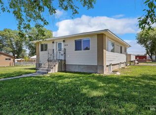 1610 K St, Heyburn, ID 83336