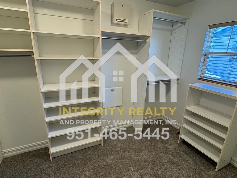 7986 Barnstormer Ct — Photo 8