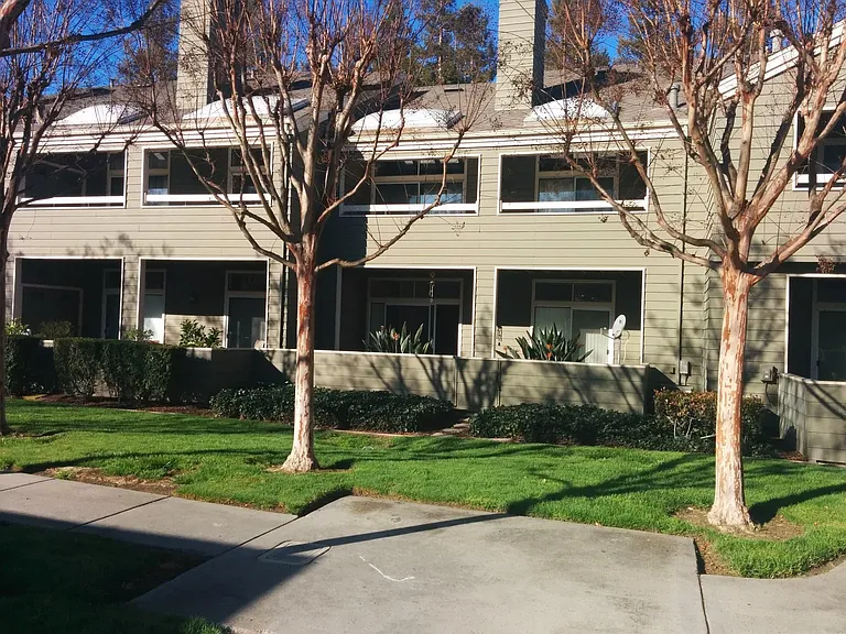 1644 Parkview Green Cir — Photo 11