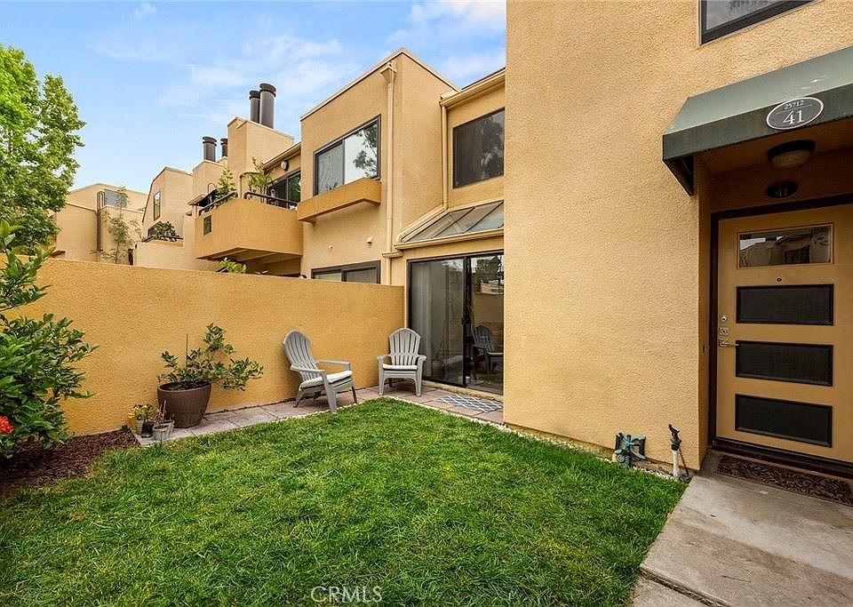 1st image of 25712 Le Parc Unit 41