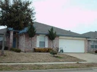 5829 River Ridge Dr, Haltom City, TX 76137