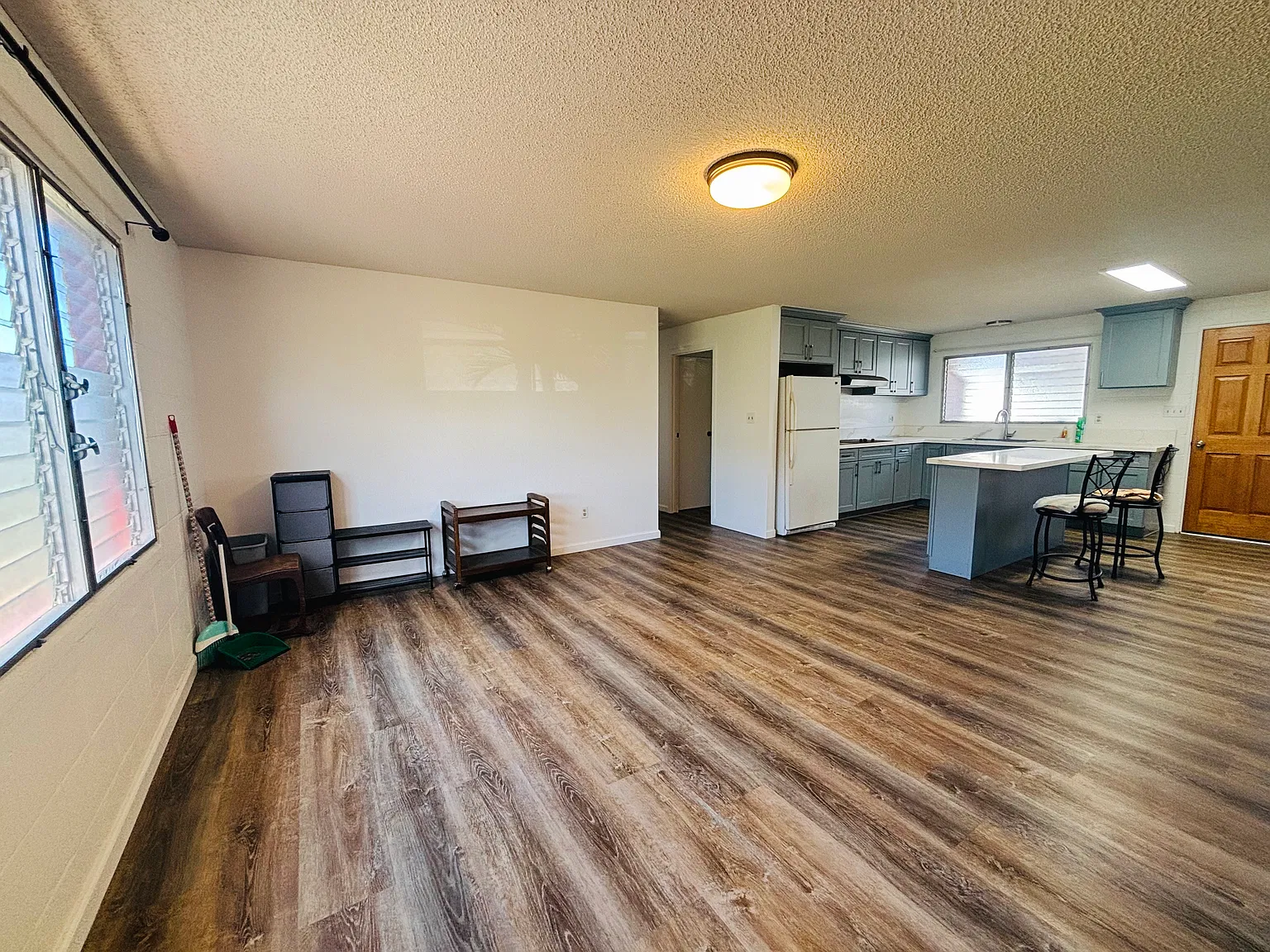 3 bed, 1554 sqft, $3,200 — Photo 3