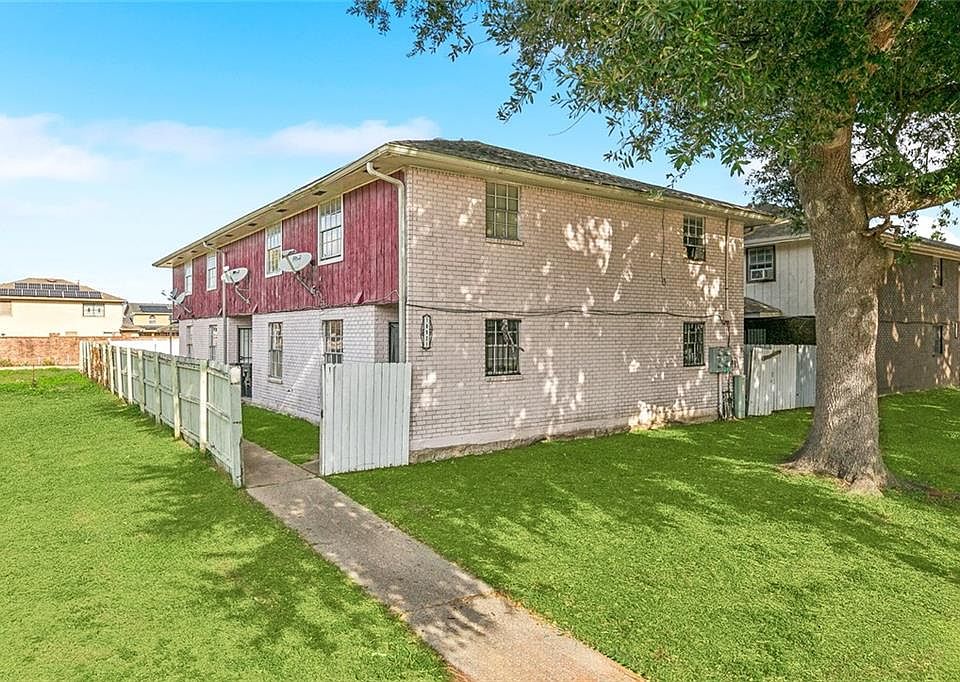 1st image of 10921 Roger Dr