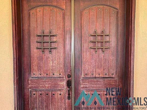 5th image of 32 W Hickey Rd