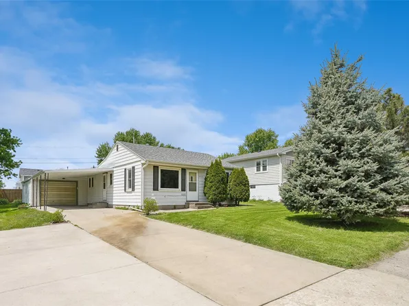 405 E 21st St S, Newton, IA 50208