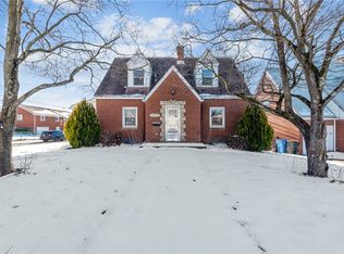 2856 Leechburg Rd, Lower Burrell, PA 15068