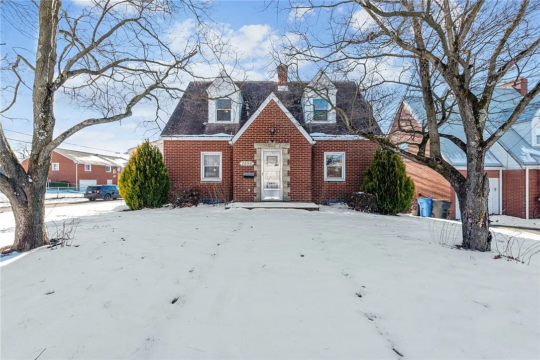 2856 Leechburg Rd photo 1