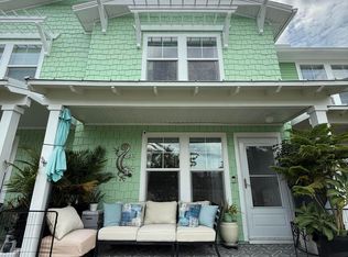 106 SUNRISE Court, Atlantic Beach, FL 32233