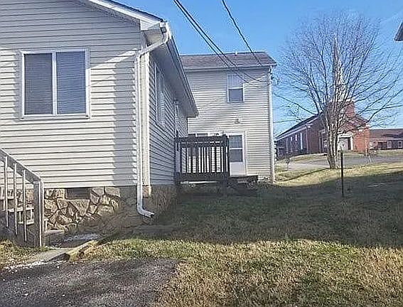 5th image of 2434 Nathan St