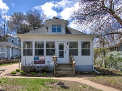 906 Dodge Street, Eau Claire, WI, 54701