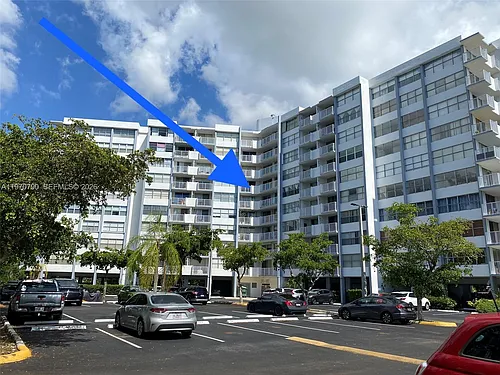 1300 NE Miami Gardens Dr Photo 1