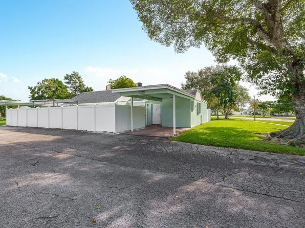9205 SW 5th Street #B, Boca Raton, FL 33428