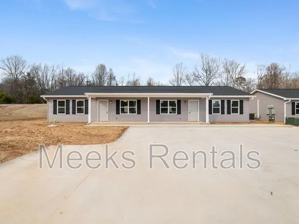 23 Cottage Ln, Hurricane, WV 25526