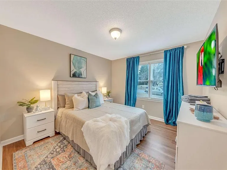 56 Brentwood Dr — Photo 10