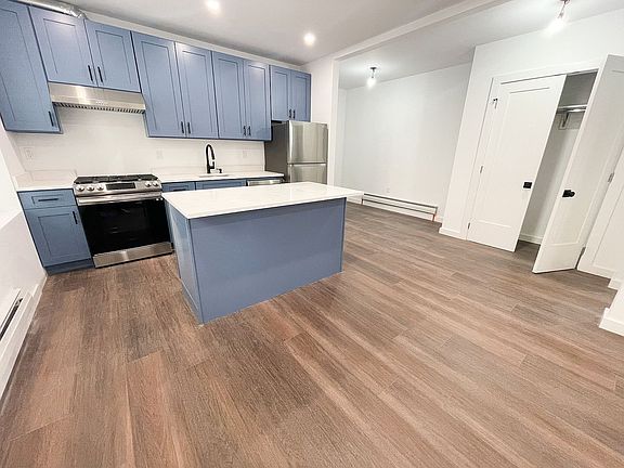 4th image of 21-17 36th St #1