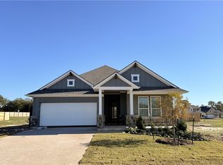 3712 Panola Park Dr, College Station, TX 77845