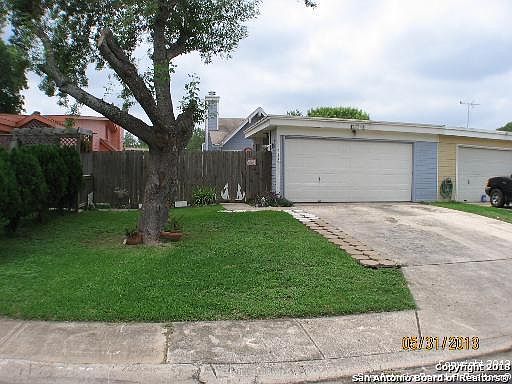3rd image of 6850 Maple Springs St