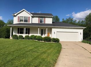 400 Blossom Dr, Portland, MI 48875