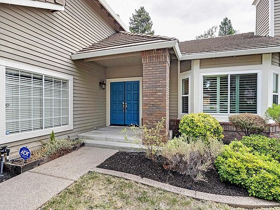 4th image of 5875 Arlene Way