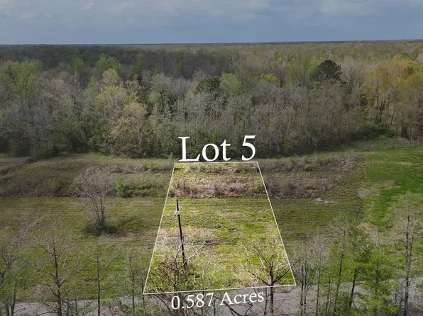 628 Bayou Dr, Pierre Part, LA 70339