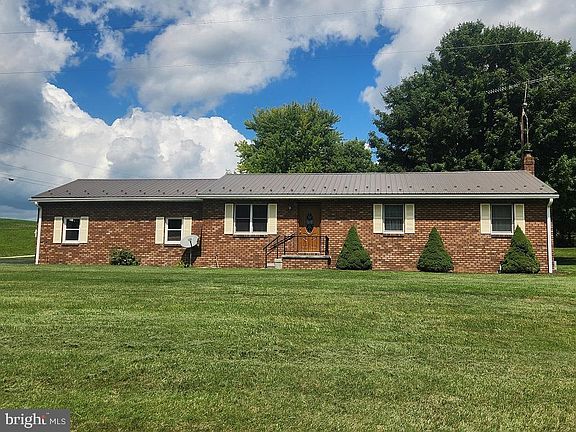 2nd image of 72 High Rock Rd W