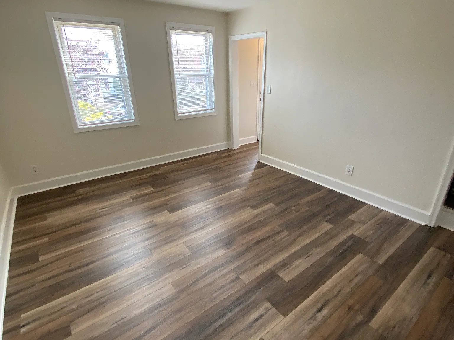 4 bed, 1254 sqft, $1,850 — Photo 3