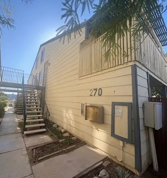 270 S Waterman Ave — Photo 1